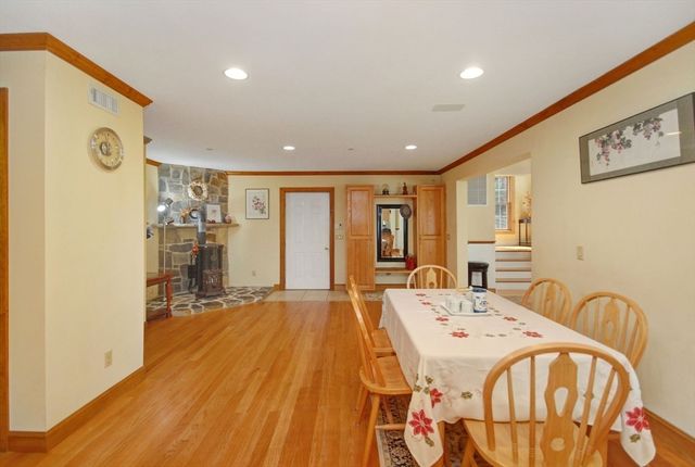 17 Wyndcliff Drive, Acton, MA 01720