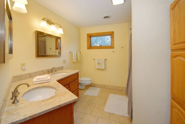 17 Wyndcliff Drive, Acton, MA 01720