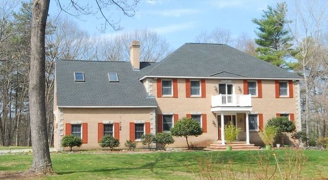 17 Wyndcliff Drive, Acton, MA 01720