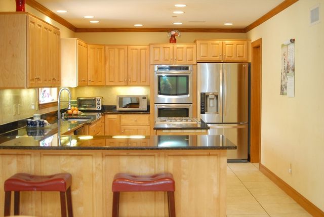 17 Wyndcliff Drive, Acton, MA 01720