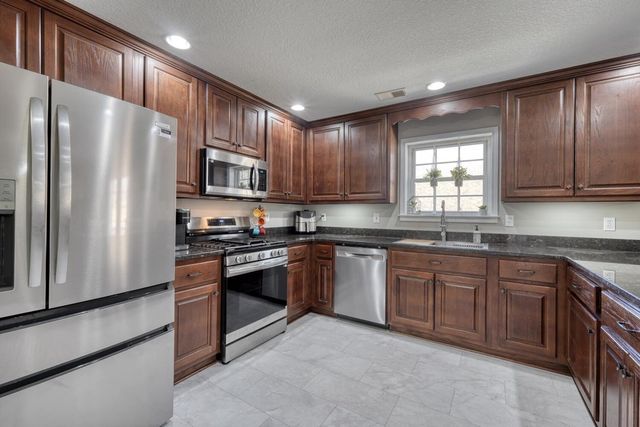 794 State Hwy 66, Young Harris, GA 30582