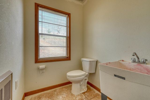 794 State Hwy 66, Young Harris, GA 30582