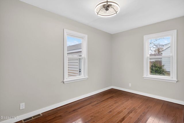 5 Nielson Road, Guilderland, NY 12085