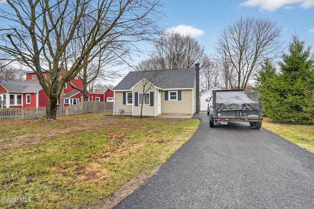 5 Nielson Road, Guilderland, NY 12085