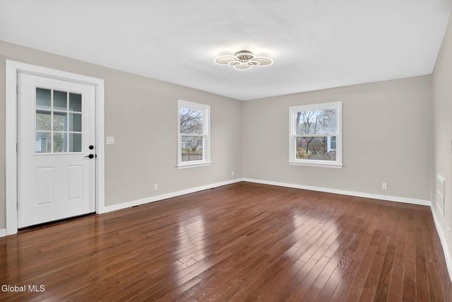 5 Nielson Road, Guilderland, NY 12085