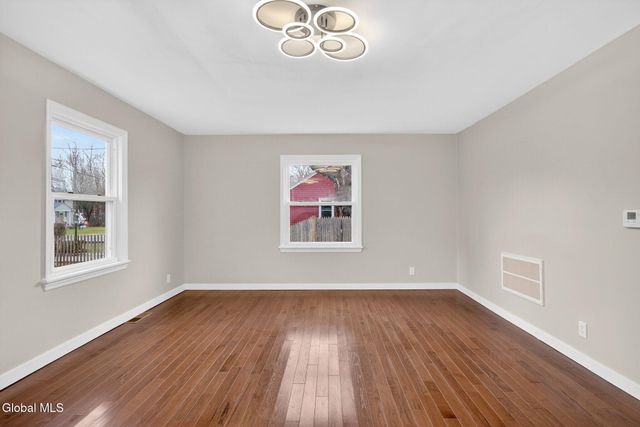 5 Nielson Road, Guilderland, NY 12085