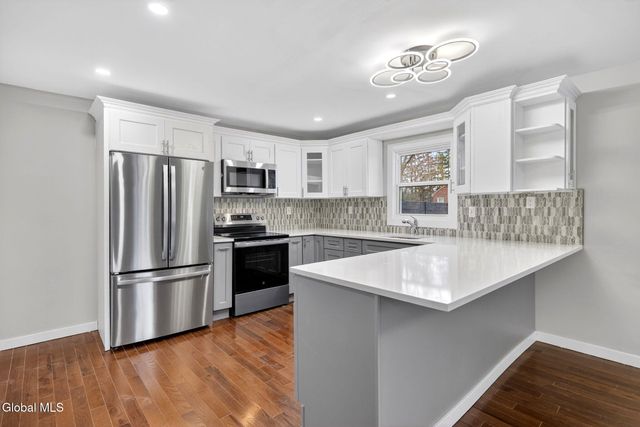 5 Nielson Road, Guilderland, NY 12085