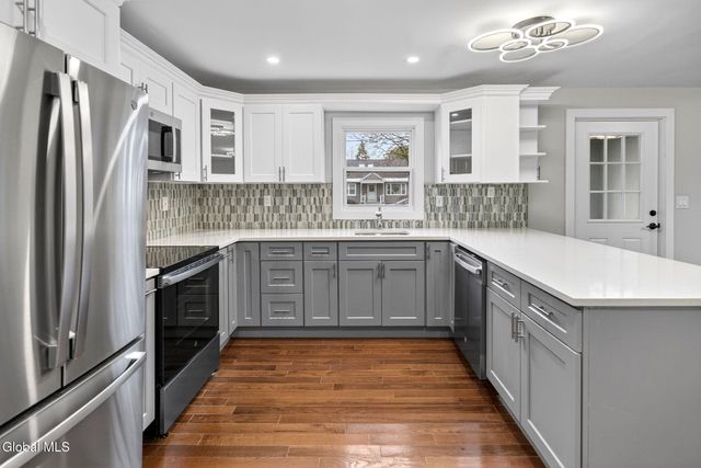 5 Nielson Road, Guilderland, NY 12085