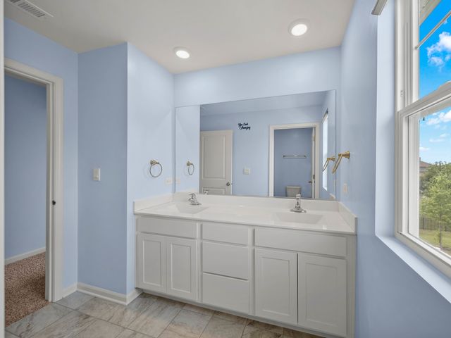 759 Kentshire Circle, Elgin, IL 60124