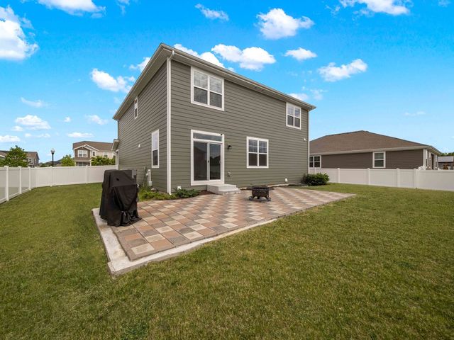759 Kentshire Circle, Elgin, IL 60124