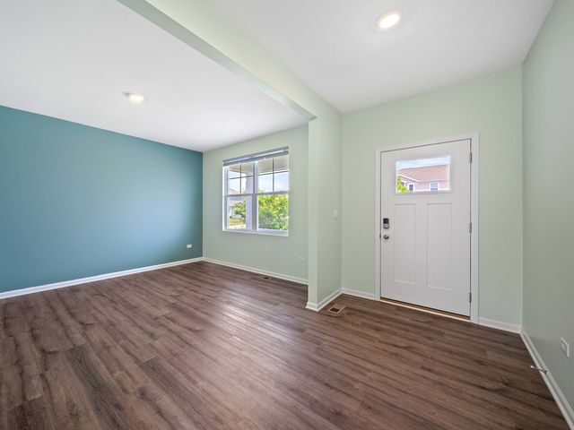 759 Kentshire Circle, Elgin, IL 60124