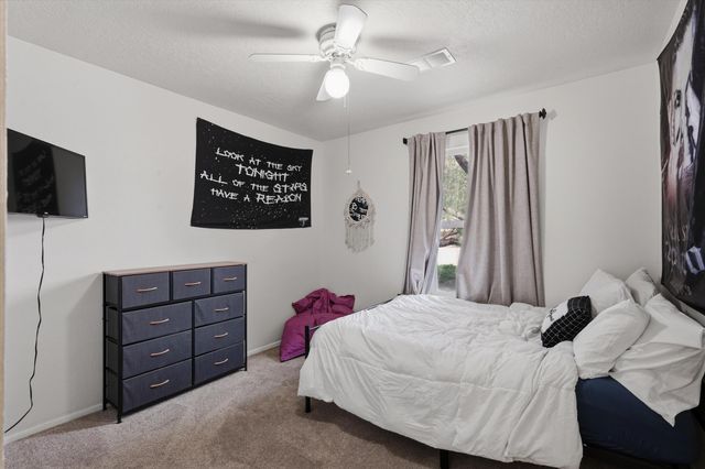 1961 Roanoke Drive NE, Rio Rancho, NM 87144