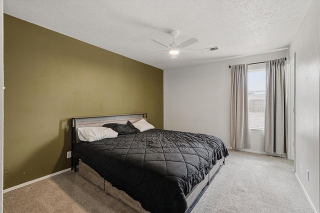 1961 Roanoke Drive NE, Rio Rancho, NM 87144