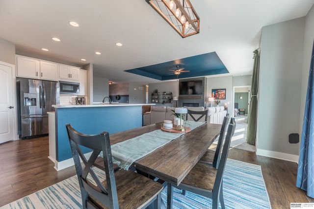 4668 N 210th Street, Elkhorn, NE 68022