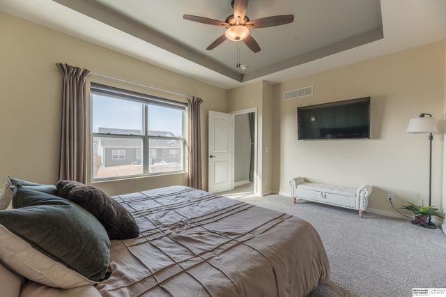 4668 N 210th Street, Elkhorn, NE 68022