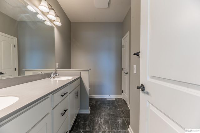 4668 N 210th Street, Elkhorn, NE 68022