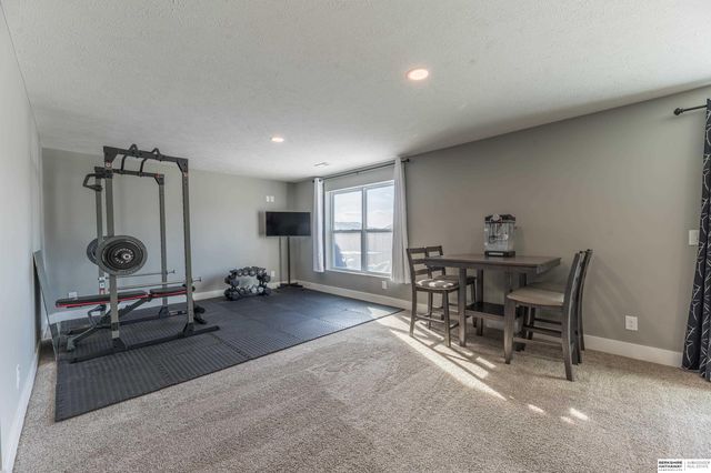 4668 N 210th Street, Elkhorn, NE 68022