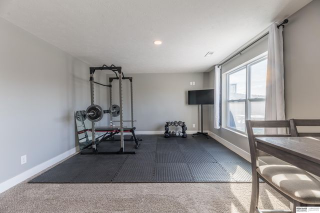 4668 N 210th Street, Elkhorn, NE 68022