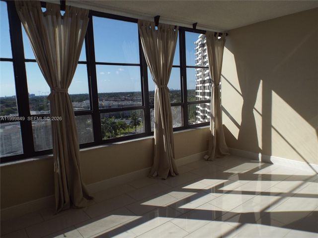 500 Three Islands Blvd 711, Hallandale Beach, FL 33009