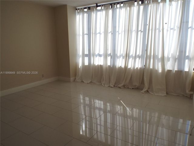 500 Three Islands Blvd 711, Hallandale Beach, FL 33009