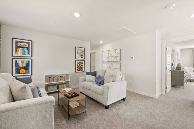 216 Crown Gardens CT, Hermitage, TN 37076