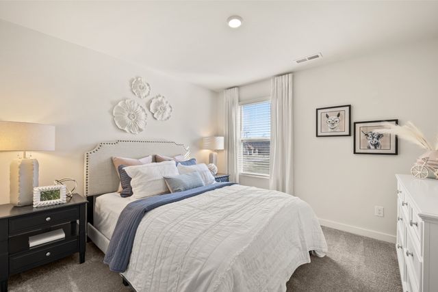 216 Crown Gardens CT, Hermitage, TN 37076