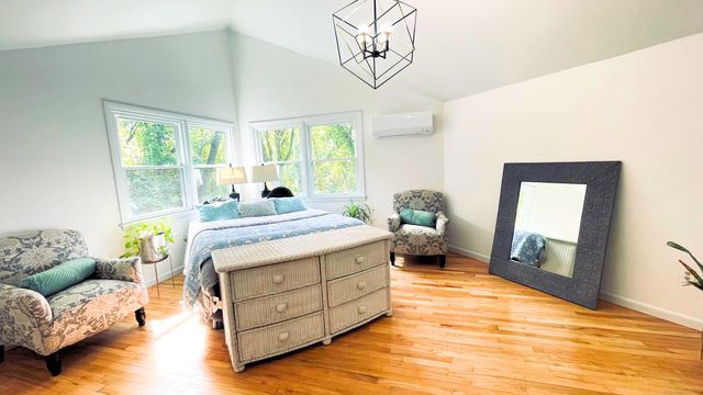 11 Mountain View Road, East Lyme, CT 06333