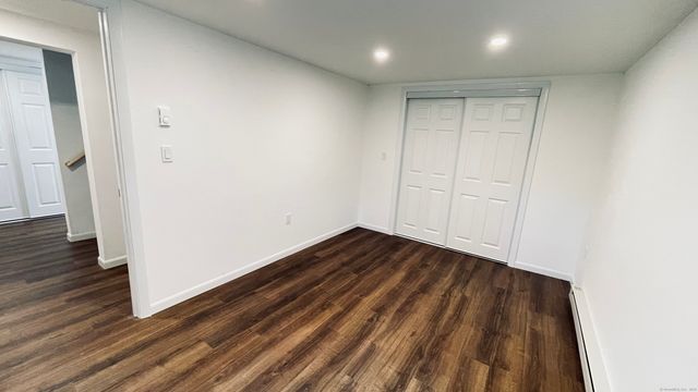 11 Mountain View Road, East Lyme, CT 06333