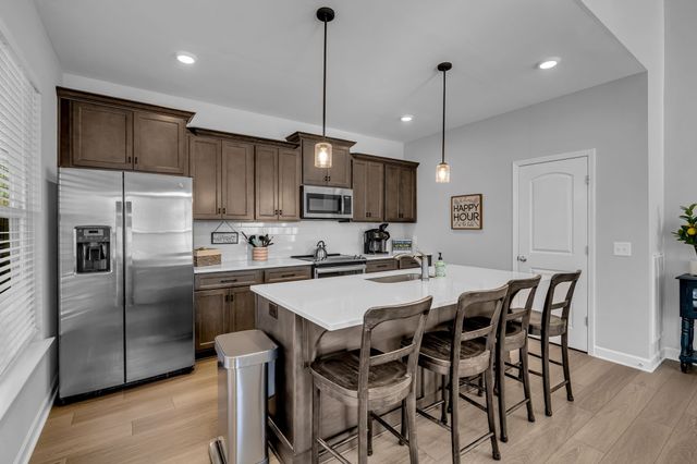 321 Evans Dr, Tullahoma, TN 37388