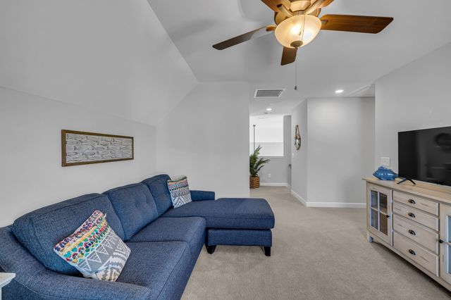 321 Evans Dr, Tullahoma, TN 37388