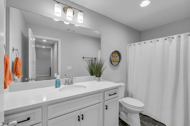 321 Evans Dr, Tullahoma, TN 37388