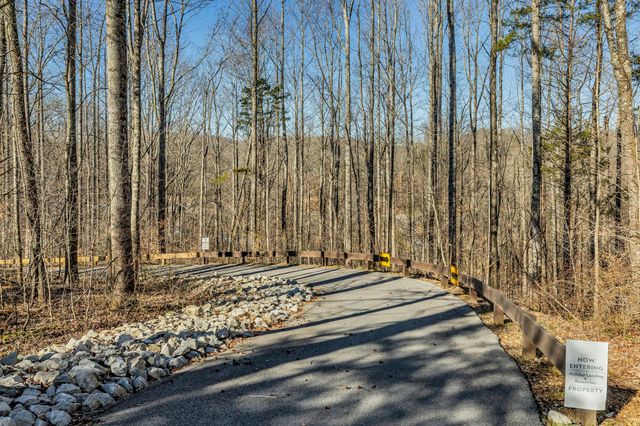 321 Evans Dr, Tullahoma, TN 37388