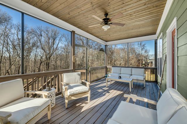 321 Evans Dr, Tullahoma, TN 37388