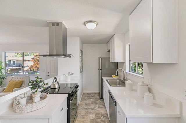 4787 HATFIELD Walkway 4, San Jose, CA 95124