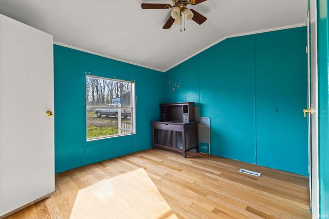 10326 Tower Road, Quincy, IN 47456