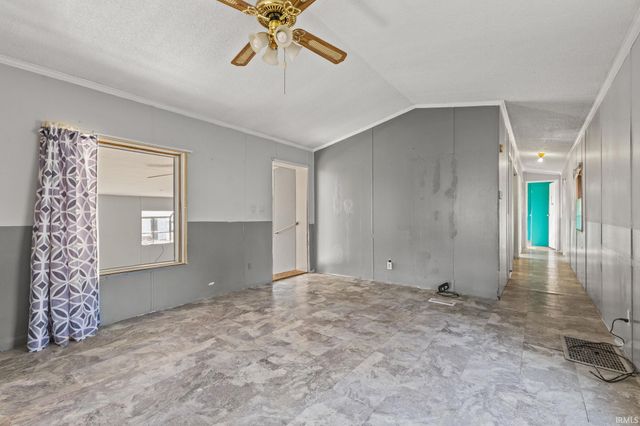 10326 Tower Road, Quincy, IN 47456
