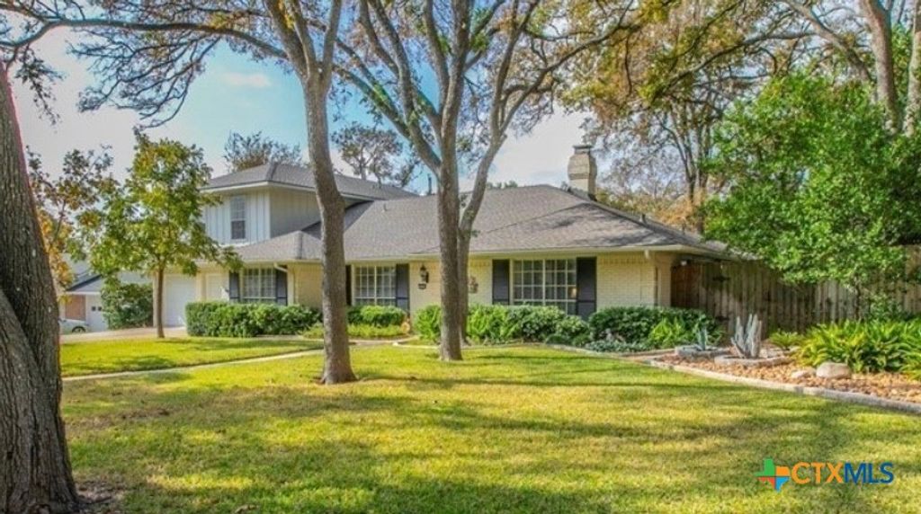 3006 LAS CRUCES Boulevard, Temple, TX 76502