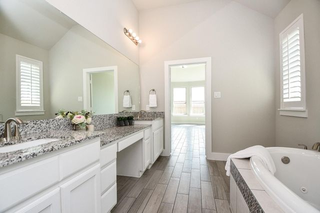 2619 Lilac Point Lane, Brookshire, TX 77441