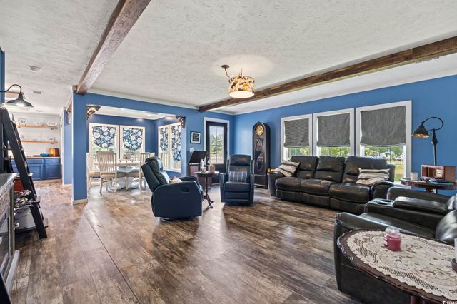 2258 Grier Dock Rd., Galivants Ferry, SC 29544