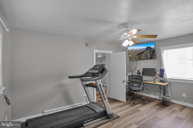 4 S MAIN ST, Bernville, PA 19506