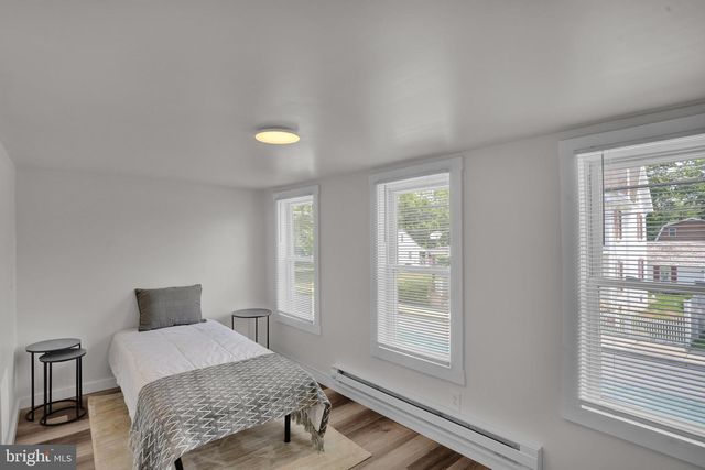 4 S MAIN ST, Bernville, PA 19506