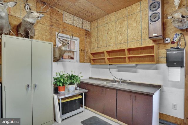 4 S MAIN ST, Bernville, PA 19506
