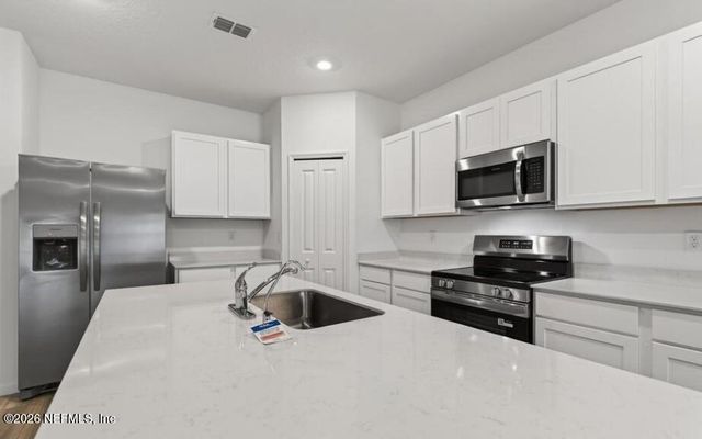 6916 GOLDEN MONARCH Avenue, Jacksonville, FL 32217