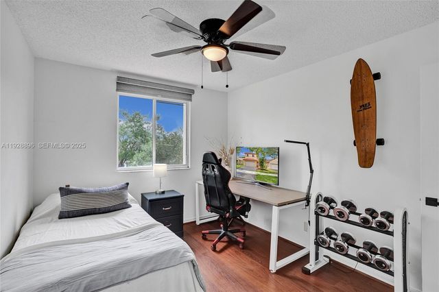 1381 Sago Ln, Weston, FL 33327