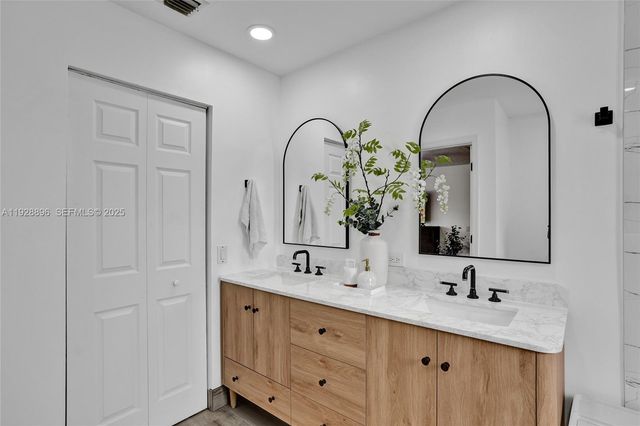 1381 Sago Ln, Weston, FL 33327