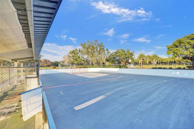 1381 Sago Ln, Weston, FL 33327