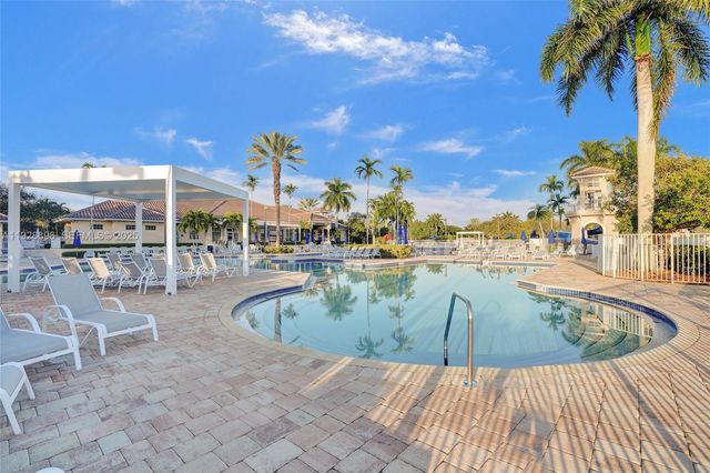 1381 Sago Ln, Weston, FL 33327