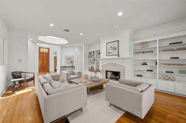6224 Edwards Mountain CV, Austin, TX 78731