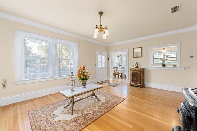 1128 Fruitvale Rd, Lincoln, CA 95648