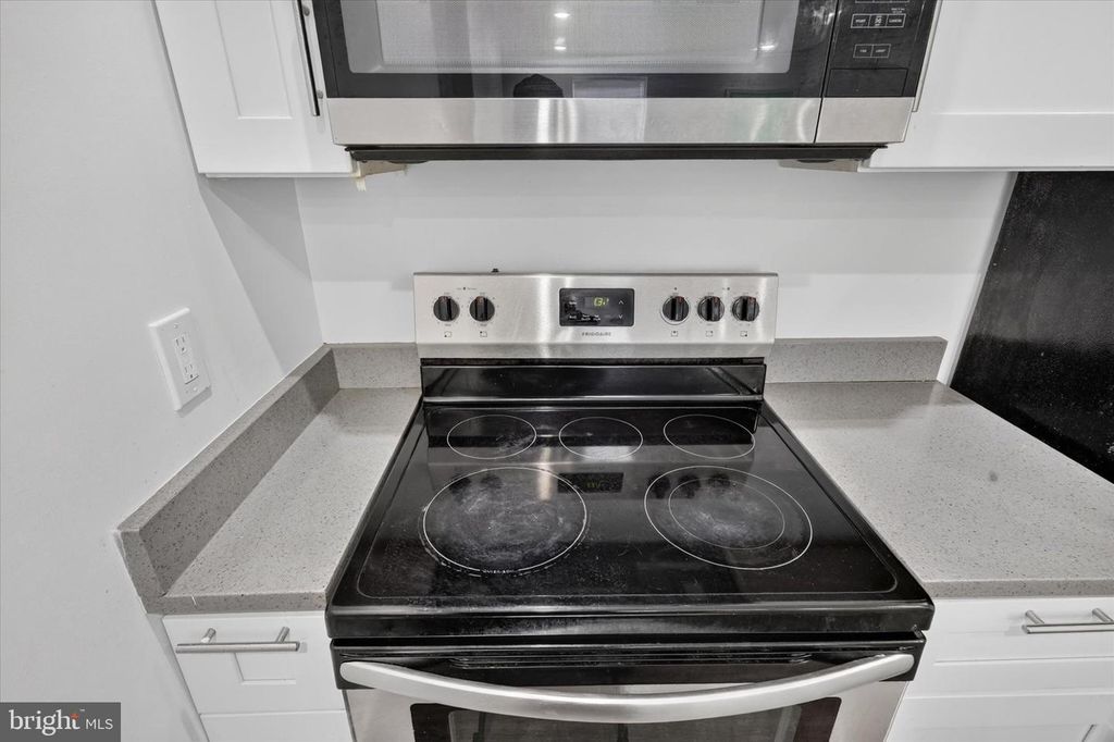 3051 JUDSON ST, Philadelphia, PA 19132 — photo 5